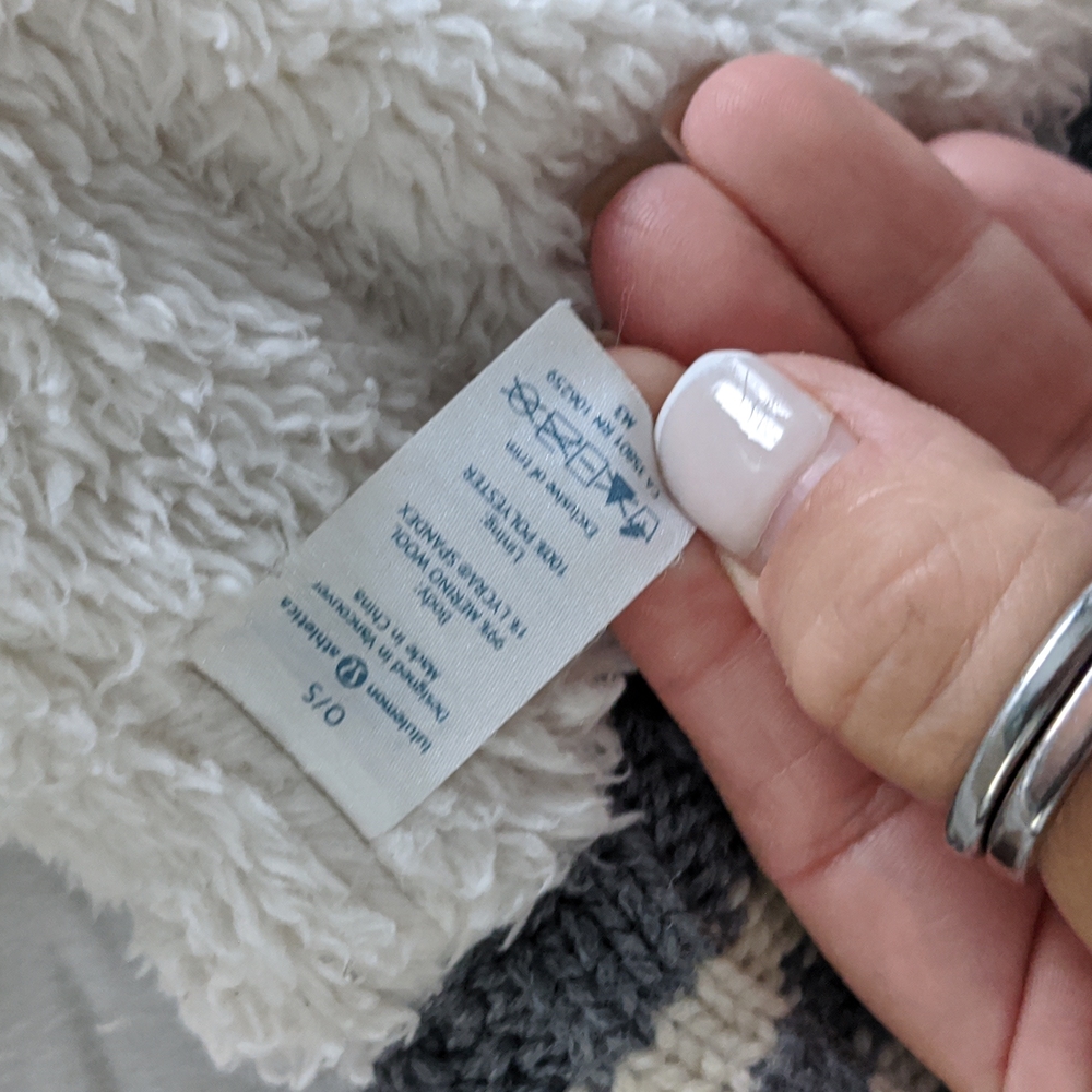 Lululemon Sherpa Scarf (RARE) - Picture 8 of 8